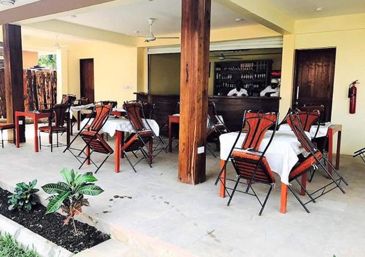Kays Lodge Dar es Salaam Esterno foto